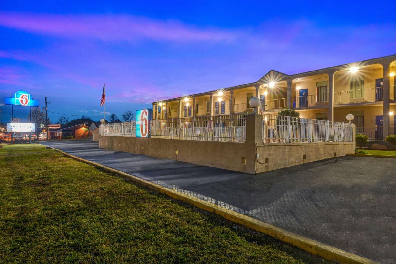 Hotel 6-americus, Ga 2*