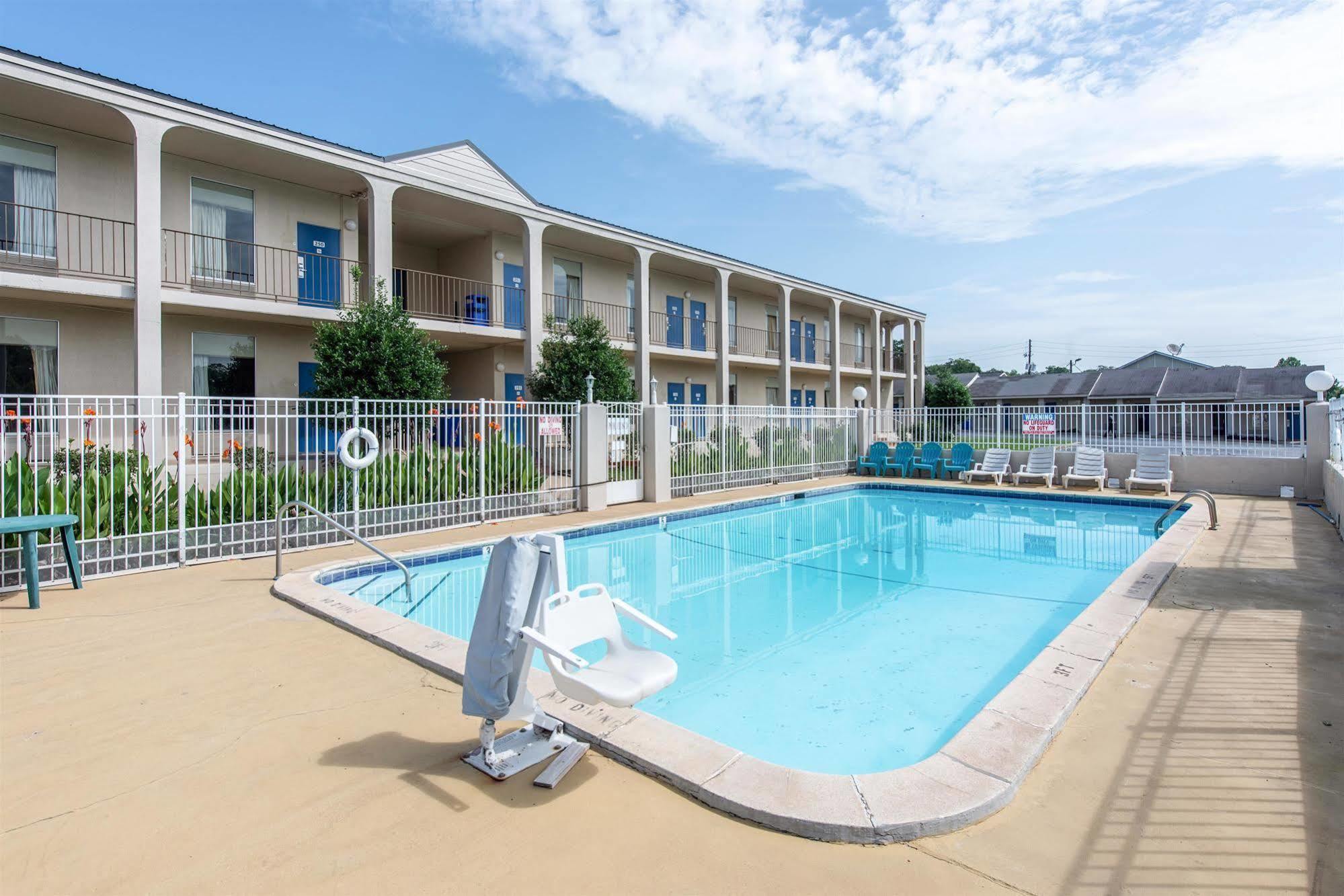 Hotel 6-americus, Ga Americus